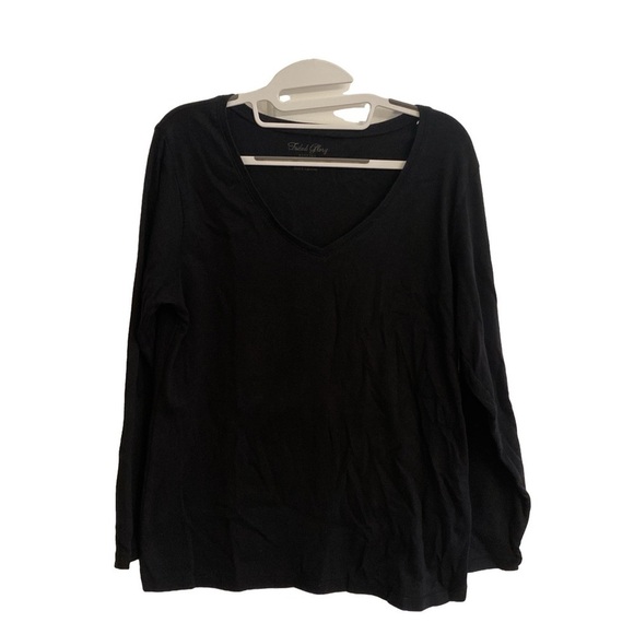 Faded Glory Tops - Faded Glory V-Neck tee